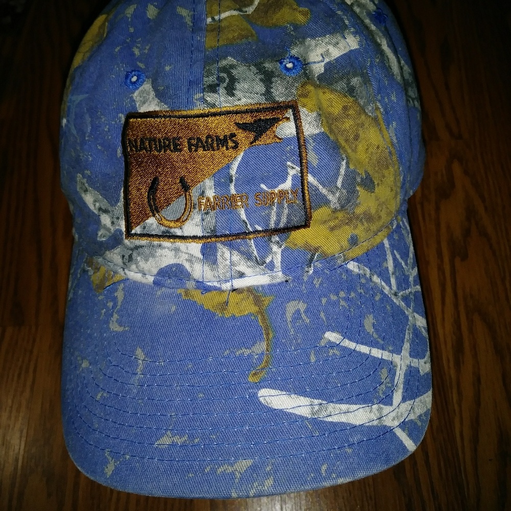 Hat/Cap - Picture 1 of 5